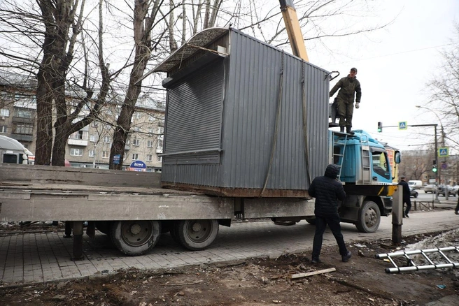 Основной демонтаж незаконных киосков планируют выполнить с мая по июль | Источник: Мэрия Новосибирска / Telegram