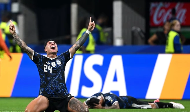 Аргентина сыграла в двух овертаймах | Источник: FIFA.com