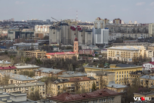 Центр Волгограда весьма разнообразен и по стилю, и по застройке | Источник: Константин Завриков / V1.RU