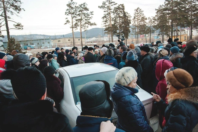 Митинг жителей Антипихи за горячую воду, март 2018 года. | Источник: Виктория Евстафьева