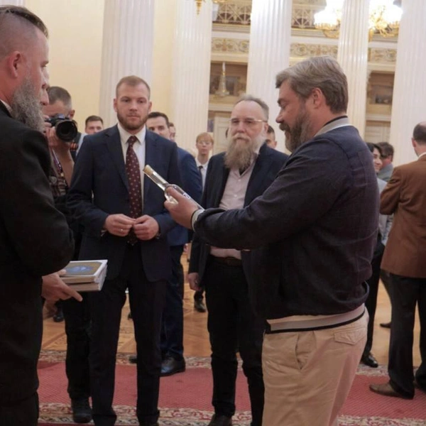 Источник: szentkoronaradio.com