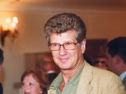 Роман с француженкой и психическое заболевание сына: судьба Игоря Костолевского