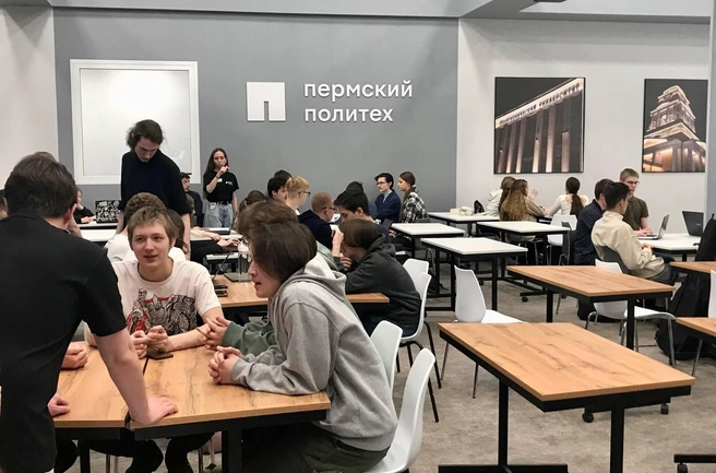 Проектная сессия в Политехнической школе | Источник: ПНИПУ