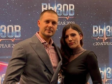 Бикович представил невесту, Ургант вернулся из изгнания, Пересильд пришла с бойфрендом. Премьера «Вызова»