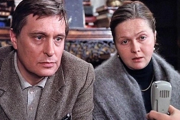 «Осенний марафон»: все, что нужно знать о мужском кризисе средних лет