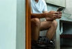 Что такое туалетный кемпинг и зачем зумеры проводят в офисных туалетах по несколько часов