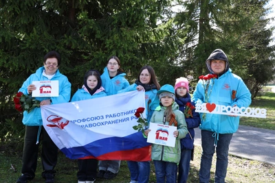 Автопробег семейных экипажей прошёл в Лунинском районе