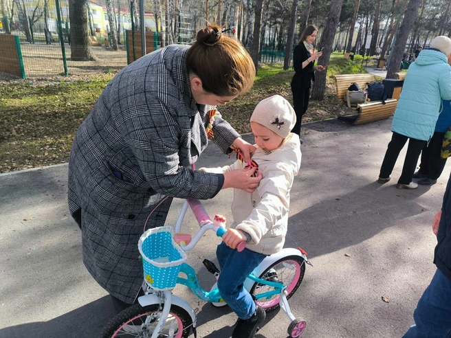 Одна из задач мероприятий в День Победы&nbsp;— вовлекать детей, воспитывать патриотизм, любовь к Родине и родной земле | Источник: Департамент культуры Тюменской области