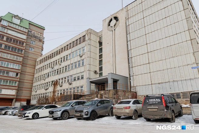 Здание, в котором находится агентство записи актов гражданского состояния Красноярского края | Источник: Мария Ленц / NGS24.RU