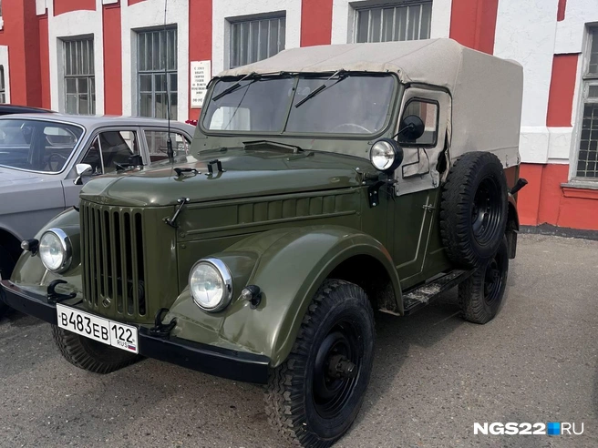 Военные автомобили ежегодно становятся участниками парада Победы  | Источник: Полина Шевчукова / NGS22.RU