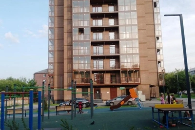 СК возбудил дело из-за упавшего с девочкой лифта