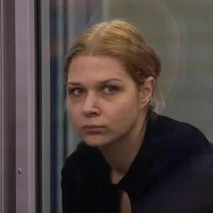 Похудела и больше не плачет: внучка экс-мэра Самары Тархова, расчленившая близких, ждет суда и видит сына раз в месяц