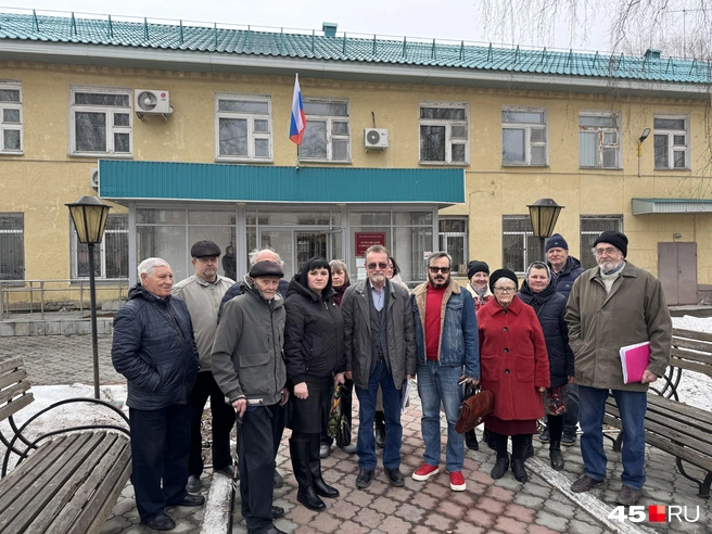 Многие горожане подошли позже | Источник: Юлия Король 