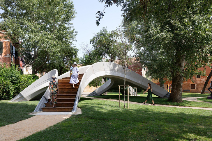 Zaha Hadid Architects напечатали на 3D-принтере мост