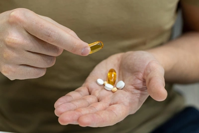 Кому и как правильно принимать витамин Д