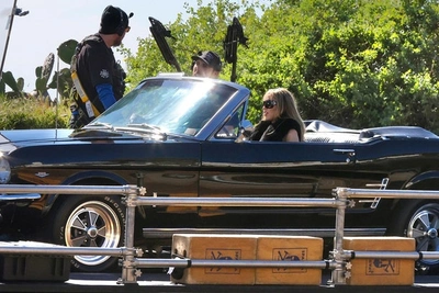 Майли Сайрус снимает спецвыпуск к 20-летию «Ханны Монтаны»