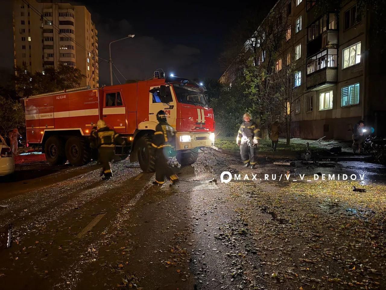 При ударе по Белгороду ранены минимум 6 человек, среди них дети, разрушены дома: фото и видео, подр…
