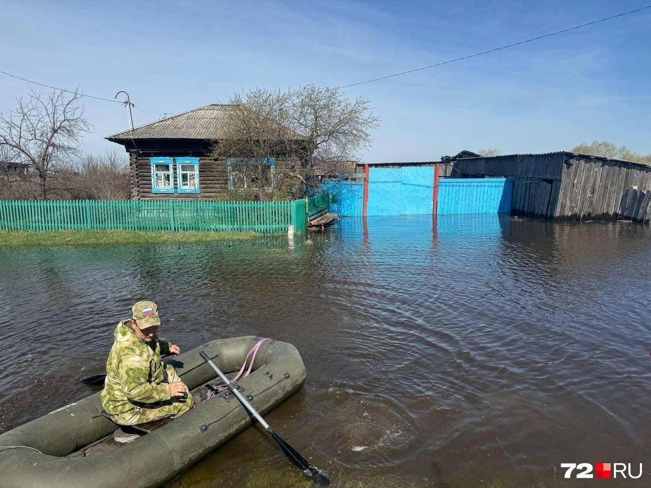 В Тюменской области из-за паводка расширили зону ЧС