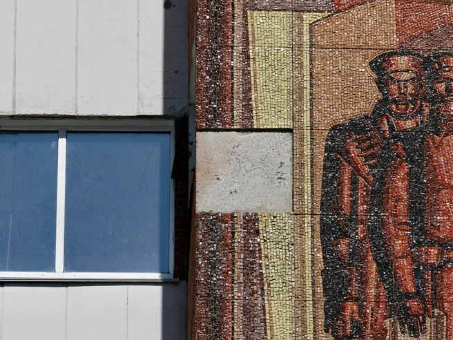 Эти повреждённые участки, вероятно, потребуют восстановления художниками-реставраторами. | Источник: Наталья Лапцевич