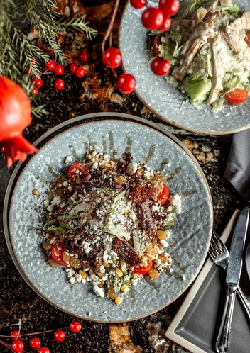 Блюда не только роскошные на вкус, но и красиво поданные | Источник: www.magnific.com