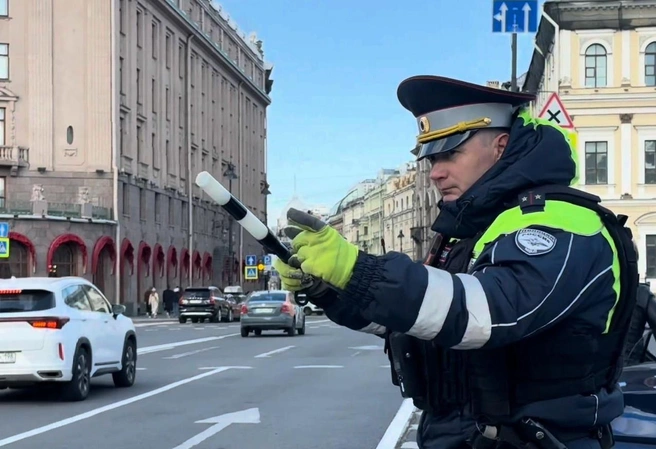 Полиция и ФСО провели масштабный рейд в самом центре Петербурга | Источник: пресс-служба ГУ МВД России по Санкт-Петербургу и Ленинградской области