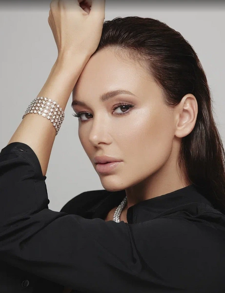 Аида Гарифуллина | www.starhit.ru