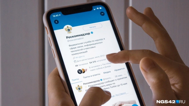 Мужчина считает, что власть продвигает определенные товары | Источник: Дарья Селенская / Городские медиа