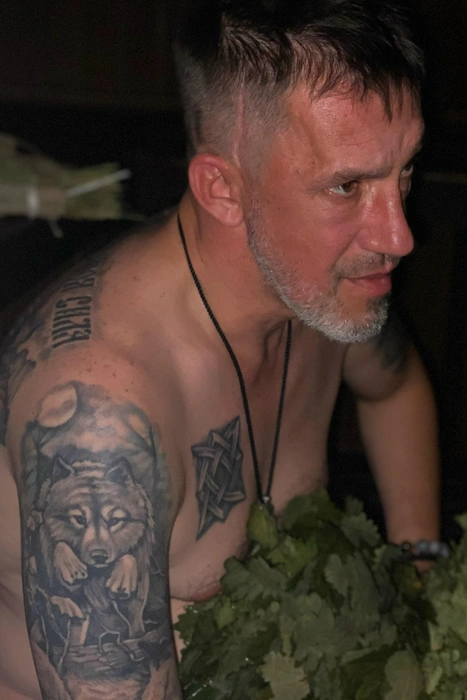 Левин и сам не прочь попариться в баньке | Источник: Максим Левин / Vk.com