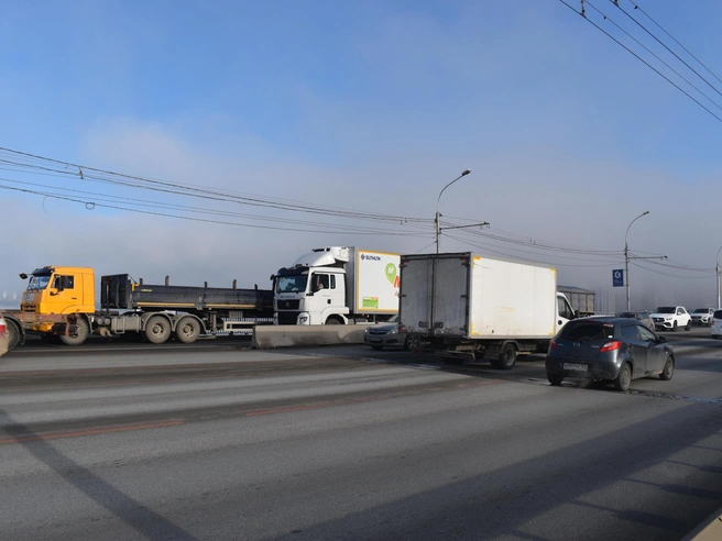 На мосту использовали новые виды асфальтобетонного покрытия | Источник: Фото: Рихарда Лем / NGS.RU