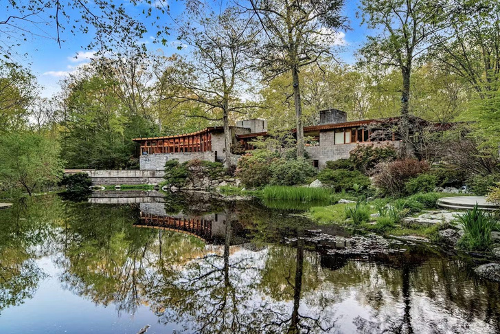 В Коннектикуте продается один из самых больших домов Фрэнка Ллойда Райта