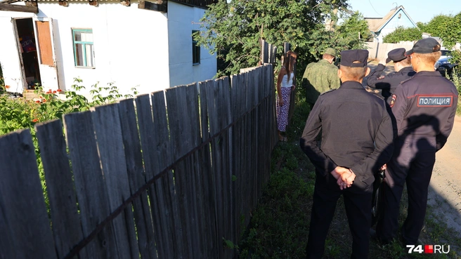 Во время работы в Еткульском районе Рябоконь участвовал в поисках ребенка | Источник: Наталья Лапцевич