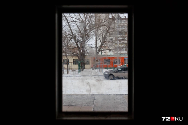 Пансионаты стоят в один ряд. Напротив № 38. Там жила Настя Муравьева. В доме № 40 жил Виталий Бережной | Источник: Ирина Шарова / 72.RU