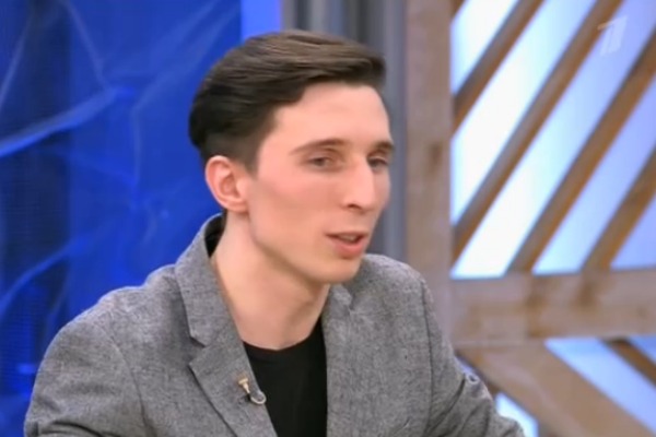 Алексей познакомился с Юлией восемь лет назад | Источник: Кадр программы