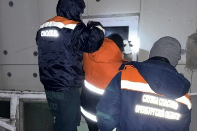 В СНТ «Карачи» спасатели нашли мертвого мужчину