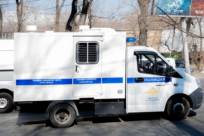 Подруга заступилась за девушку и тоже получила несколько ударов | Источник: Елена Буйвол / VLADIVOSTOK1.RU