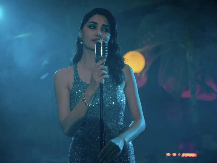 Самые перспективные турецкие актрисы: кто составит конкуренцию Ханде Эрчел и Неслихан Атагюль | Источник: Кадр из сериала «Близкое счастье», KION