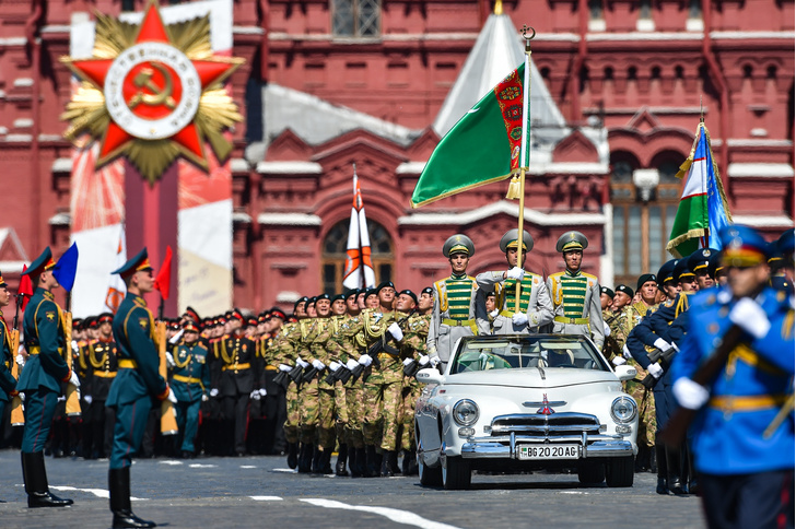 Немецкая «Победа» из Туркмении — главная звезда парада на Красной площади