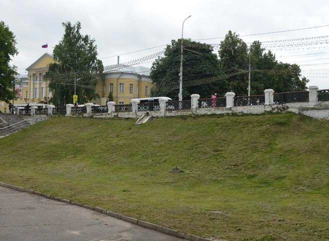 Со вторника ограничат движение по Астраханскому мосту | ya62.ru