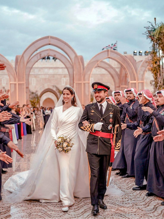 Девушки мечты: 10 самых красивых невест 2023 года, которым удалось нас впечатлить