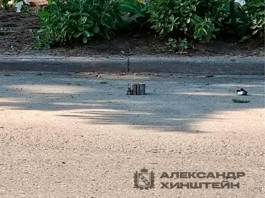 Автомобиль с чиновниками подорвался на мине в Курской области: что известно