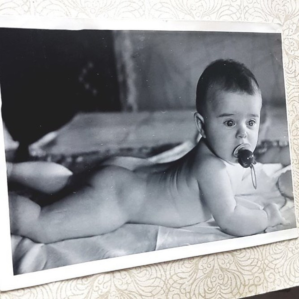 Наташа Королева обнародовала раритетное фото в стиле «ню»