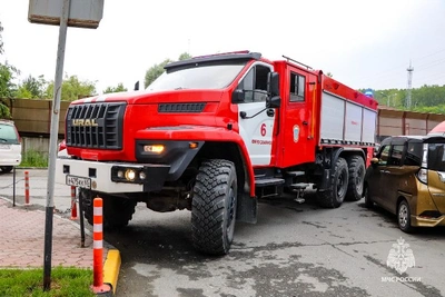 Во дворах «Аралии» эвакуатор проредил авто