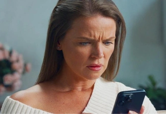 «Сын отменил свадьбу за день до нее, но потом помирился с невестой. А мы уже вернули все билеты, да и желания ехать больше нет…»