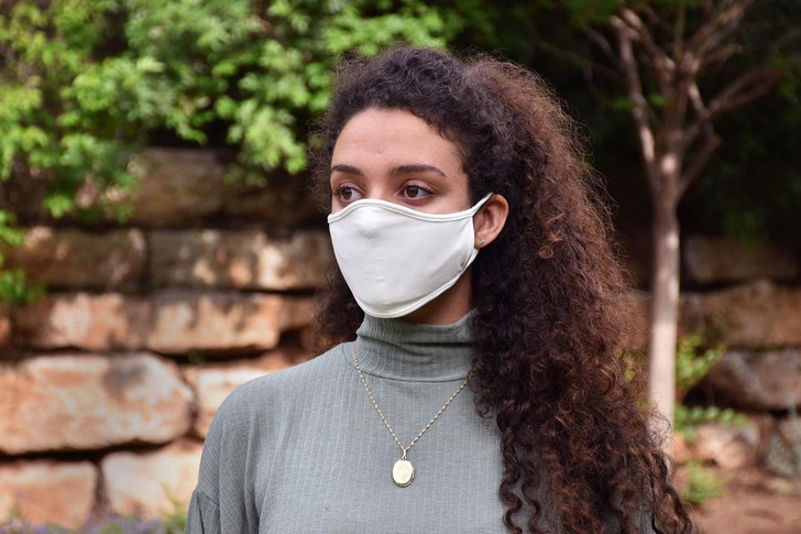 Израильская компания создала защитную маску, в которой можно есть