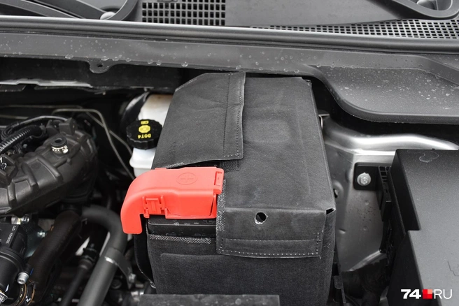 Аккумулятор одет в чехольчик | Источник: Артем Краснов