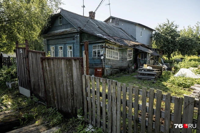 Участок одного из домов на 3-й Вокзальной улице | Источник: Александр Куренной / 76.RU