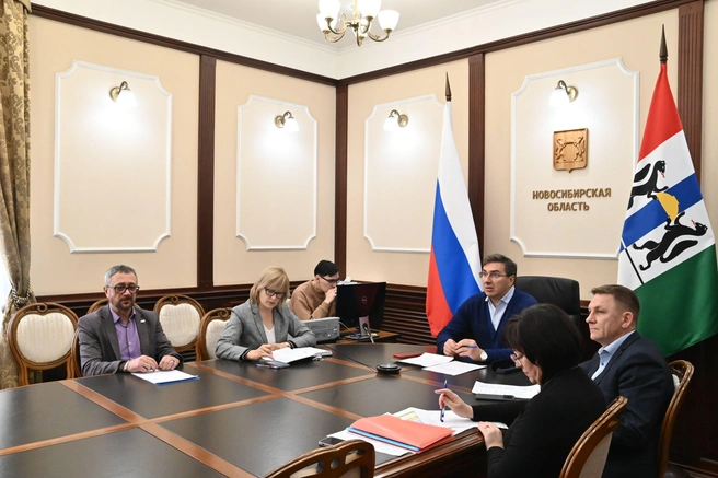 Установочную встречу провел заместитель губернатора Константин Хальзов | Источник: Nso.ru