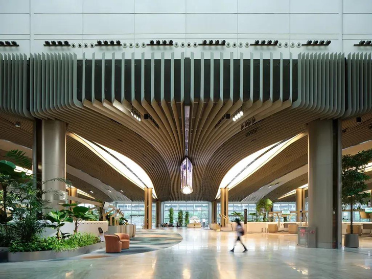 Новый терминал аэропорта Чанги в Сингапуре