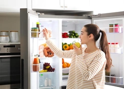 Сохраняем свежесть: как правильно хранить разные продукты в холодильнике