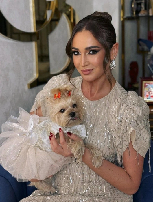 Ольга Бузова относилась к собаке как к члену семьи | Источник: buzova86 / Instagram (соцсеть признана экстремистской организацией, запрещена на территории РФ)